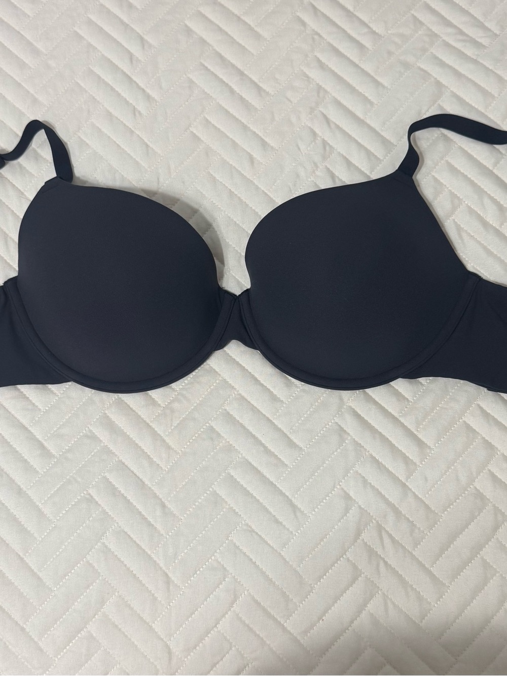SKIMS Black T-Shirt Bra